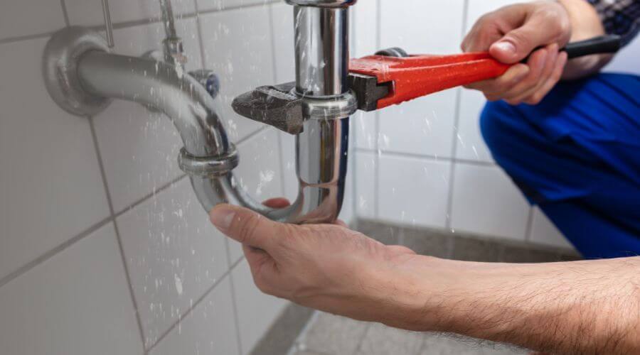 Expert burst pipe repair services in Perrysville, OH